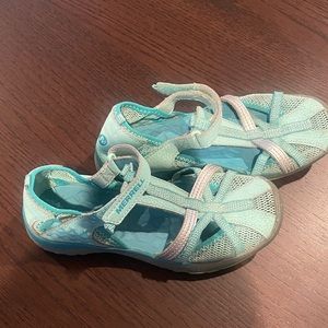 Girls merrell water shoe